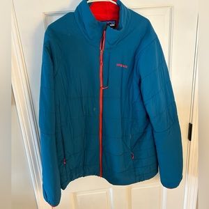 Patagonia Men’s XL blue jacket